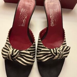 Salvatore Ferragamo Striped Black and White Bow Kitten Heel Mules Shoes US 6